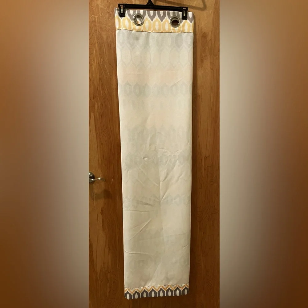 Geometric Patterned Curtain Panel - Picture 2 of 3